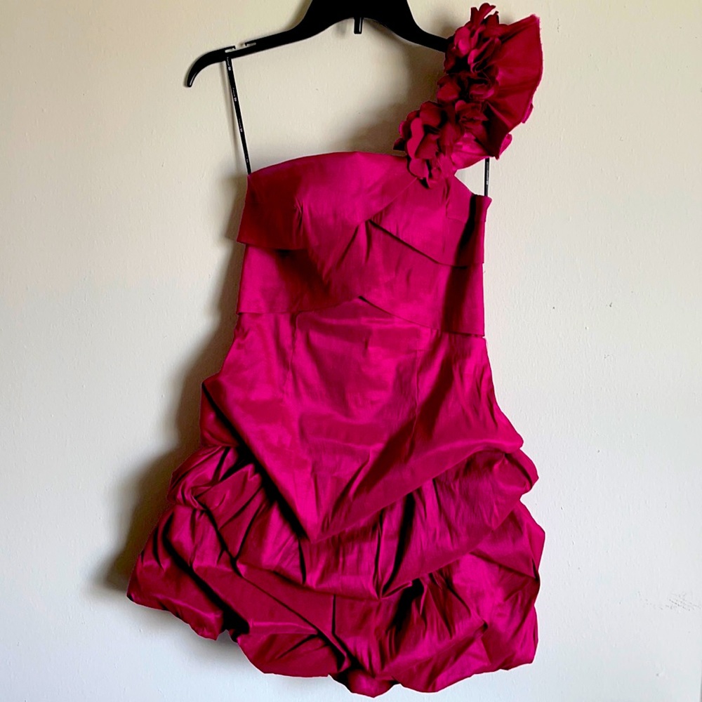 Simple yet very cute dress